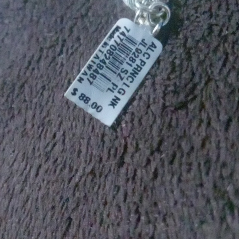 Necklace - Picture 2 of 2